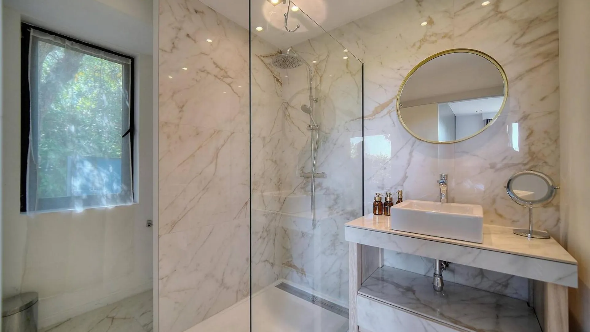 וילה לה קאנה Ines By Terrys Homes צרפת